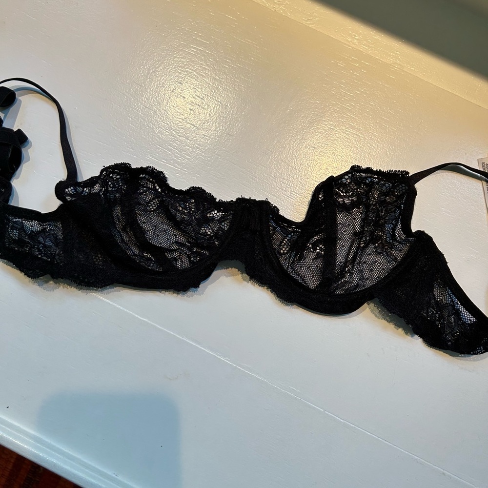Forever 21 sexy black bra